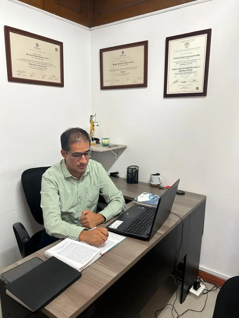 Cesar de Jesús Villegas Patiño - Abogado Disciplinario en Medellín